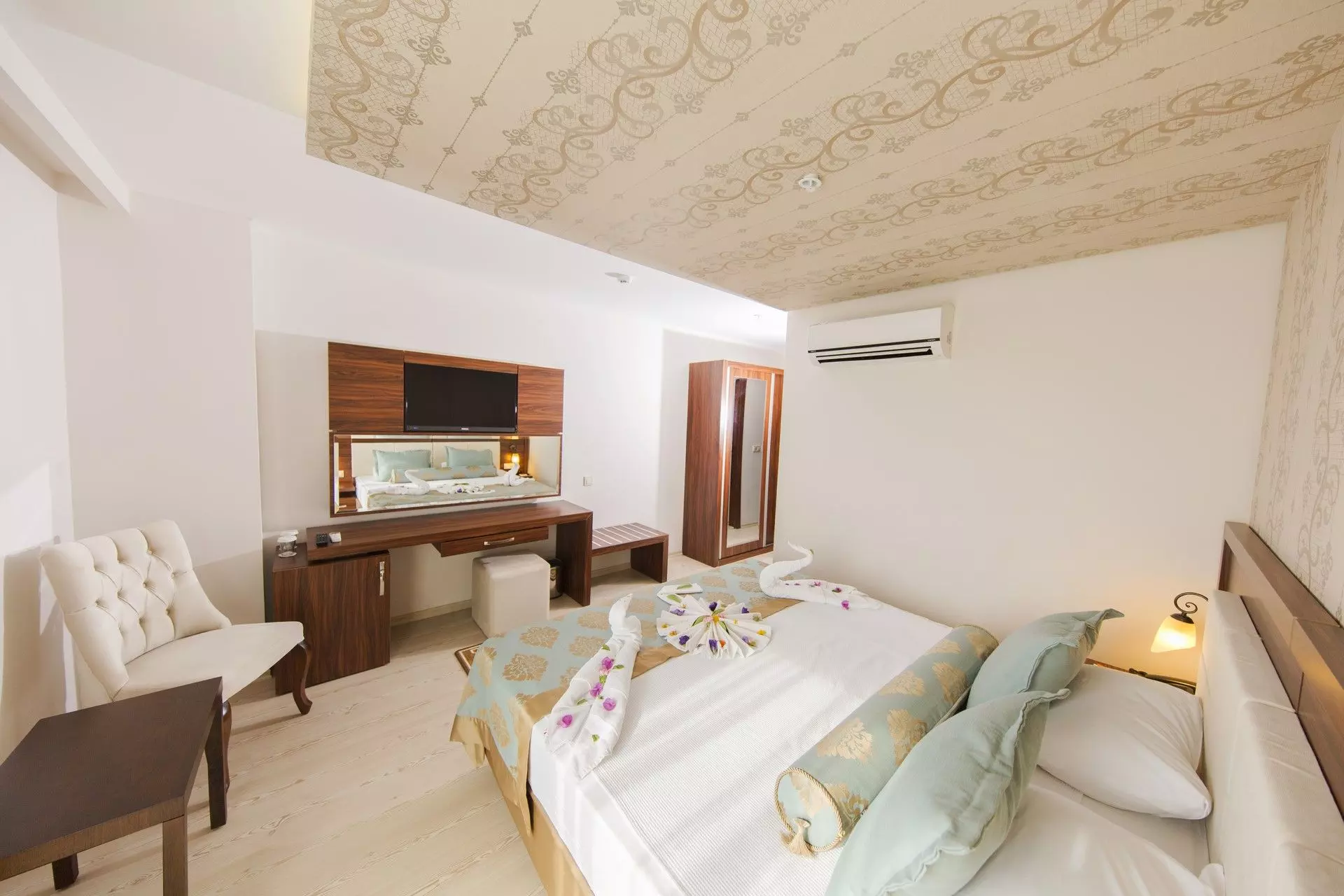 هتل سارپ بلک آنتالیا-6851 هتل سارپ بلک آنتالیا-6851